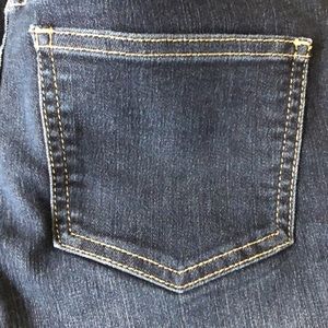 Limited simply straight Jean
